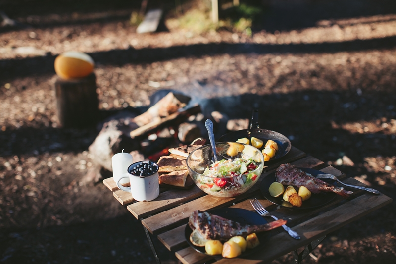Cucinare in campeggio: insalata
